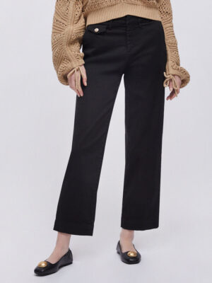 Pantalón chino con solapas